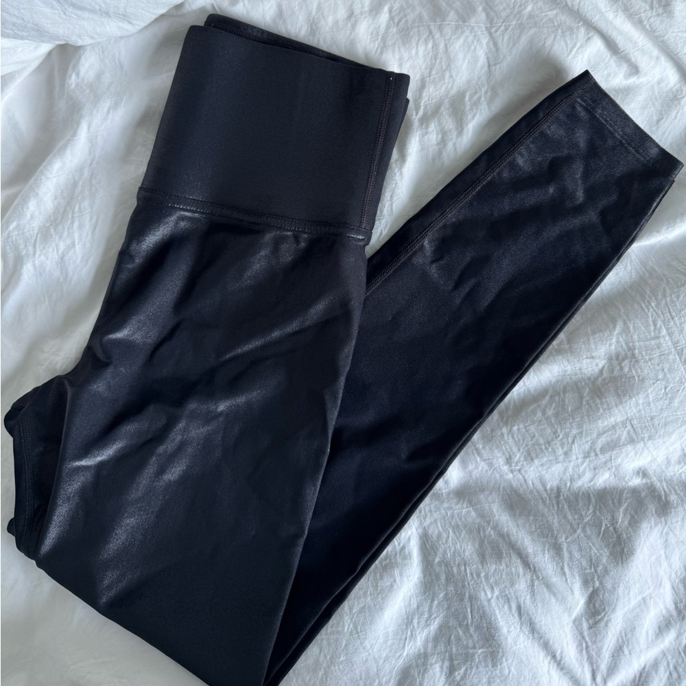 Carbon 38 shiny legging